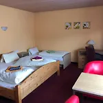 Pensjonat Eiscafe - Pizzeria Antonio 3*